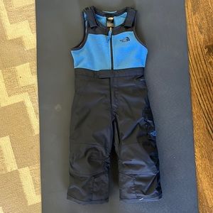 EUC The North Face toddler snow bib